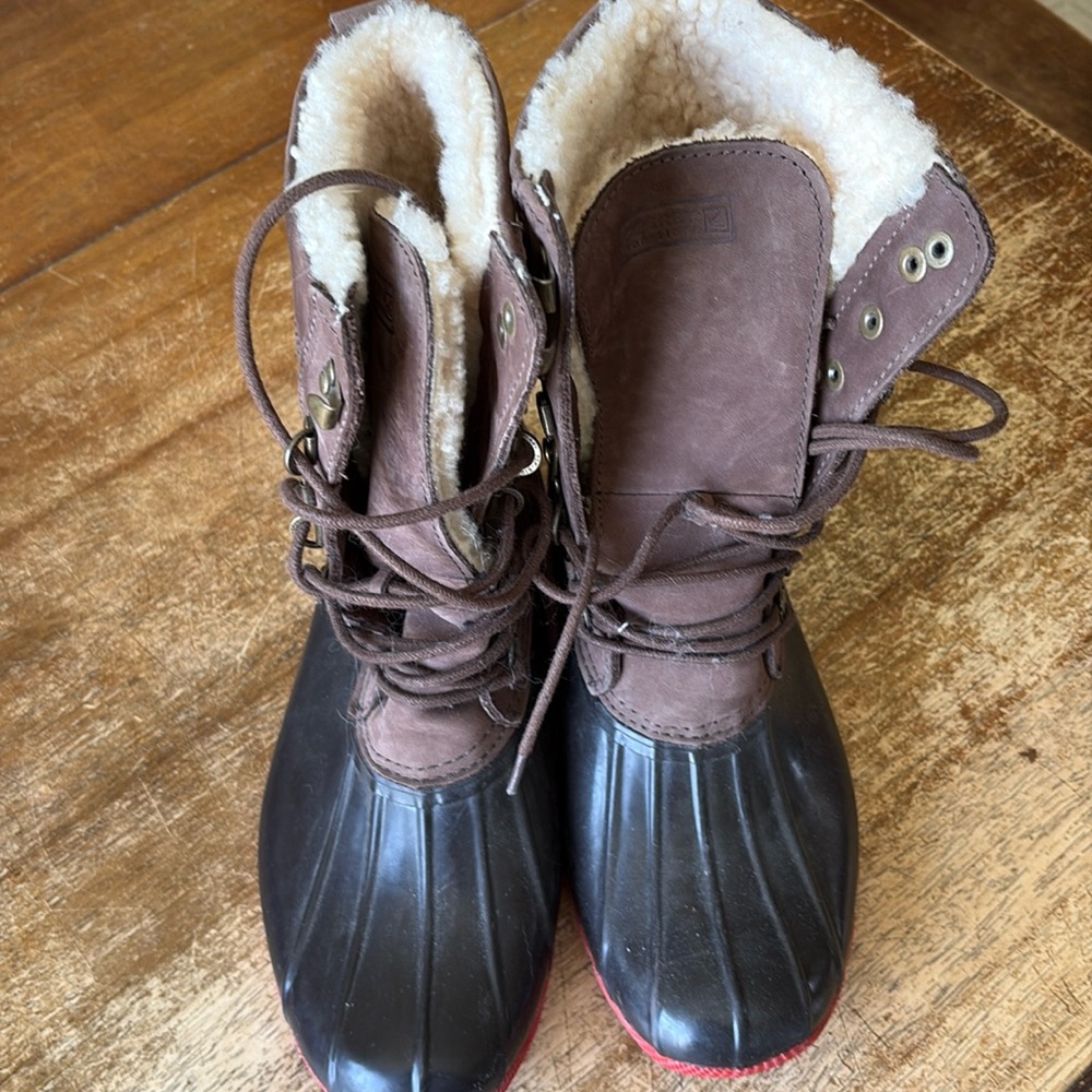 SPERRY TOP SIDERS, boots, size 8M